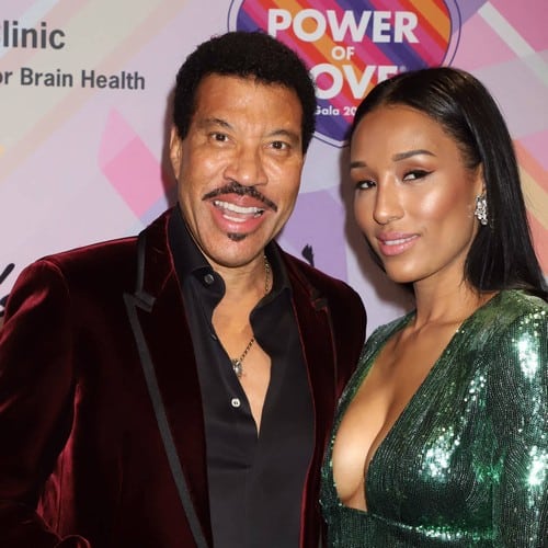 Lionel Richie isn't ruling out marriage to longtime girlfriend