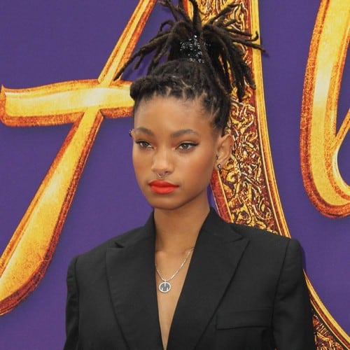 willow-smith-up-for-three-way-relationship